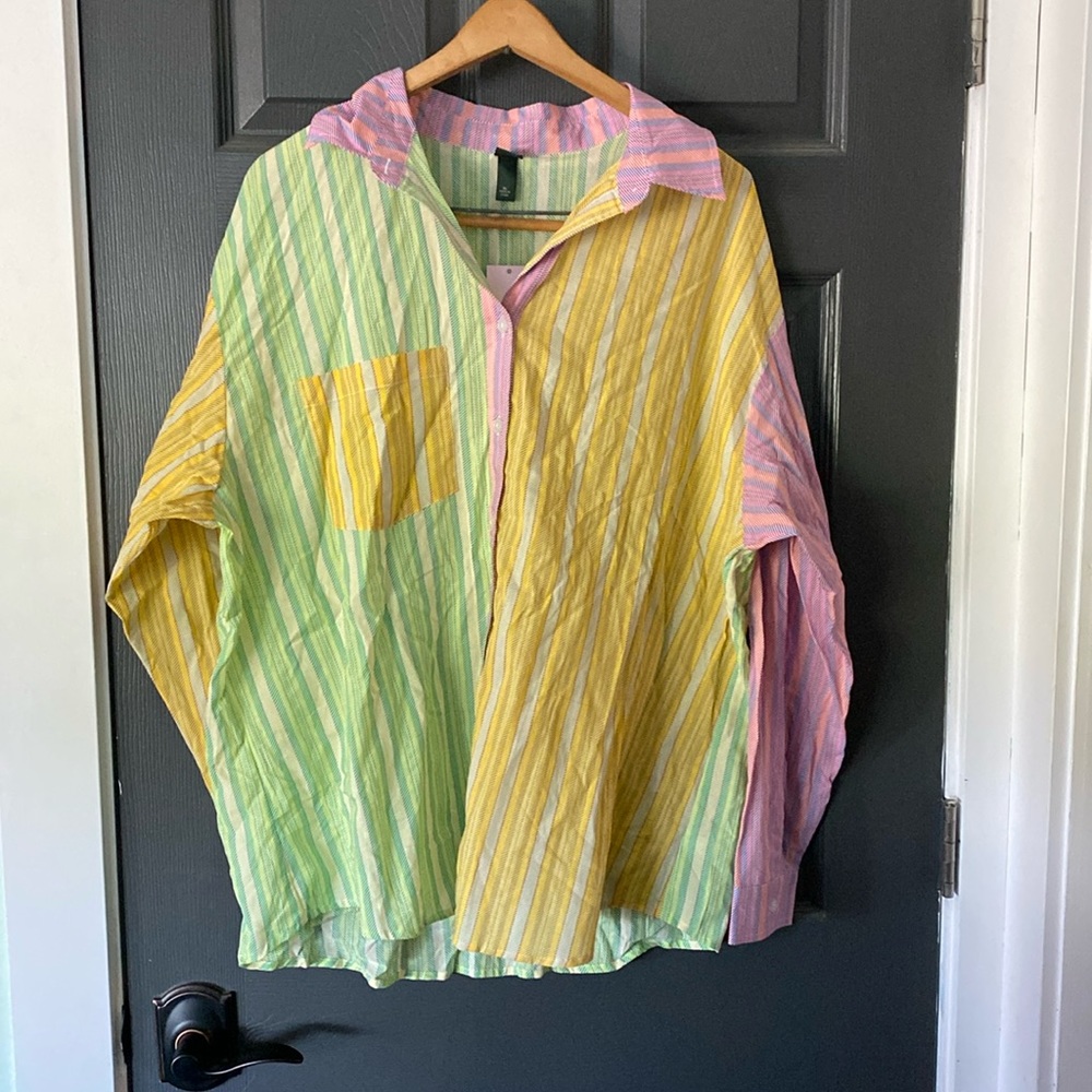 Colorful blouse, new with tags